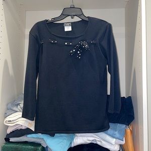 Long sleeve pullover